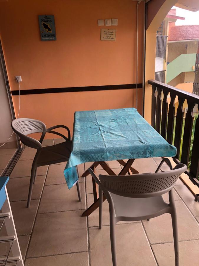Case Coco A Sainte Anne Avec Wifi Vue Mer Dış mekan fotoğraf