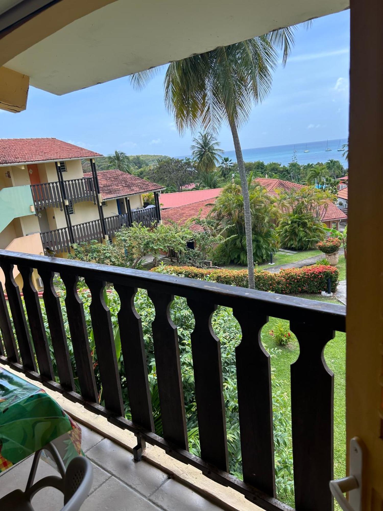Case Coco A Sainte Anne Avec Wifi Vue Mer Dış mekan fotoğraf